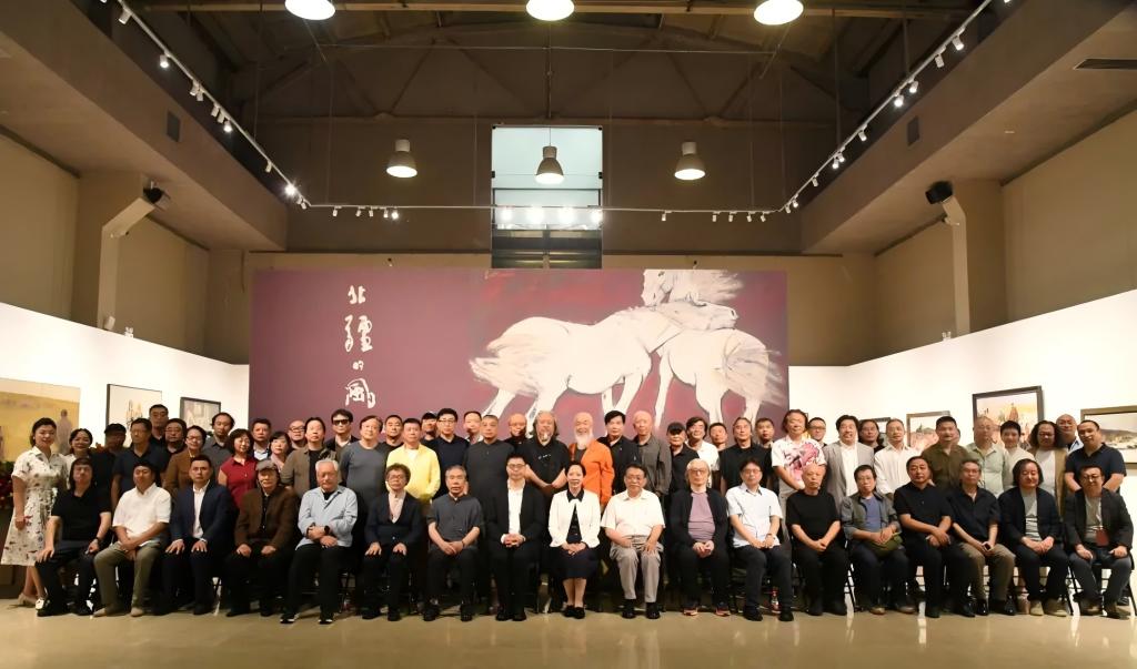 “‘北疆的风’——太阳集团tyc151教师油画、雕塑作品展”在京开展